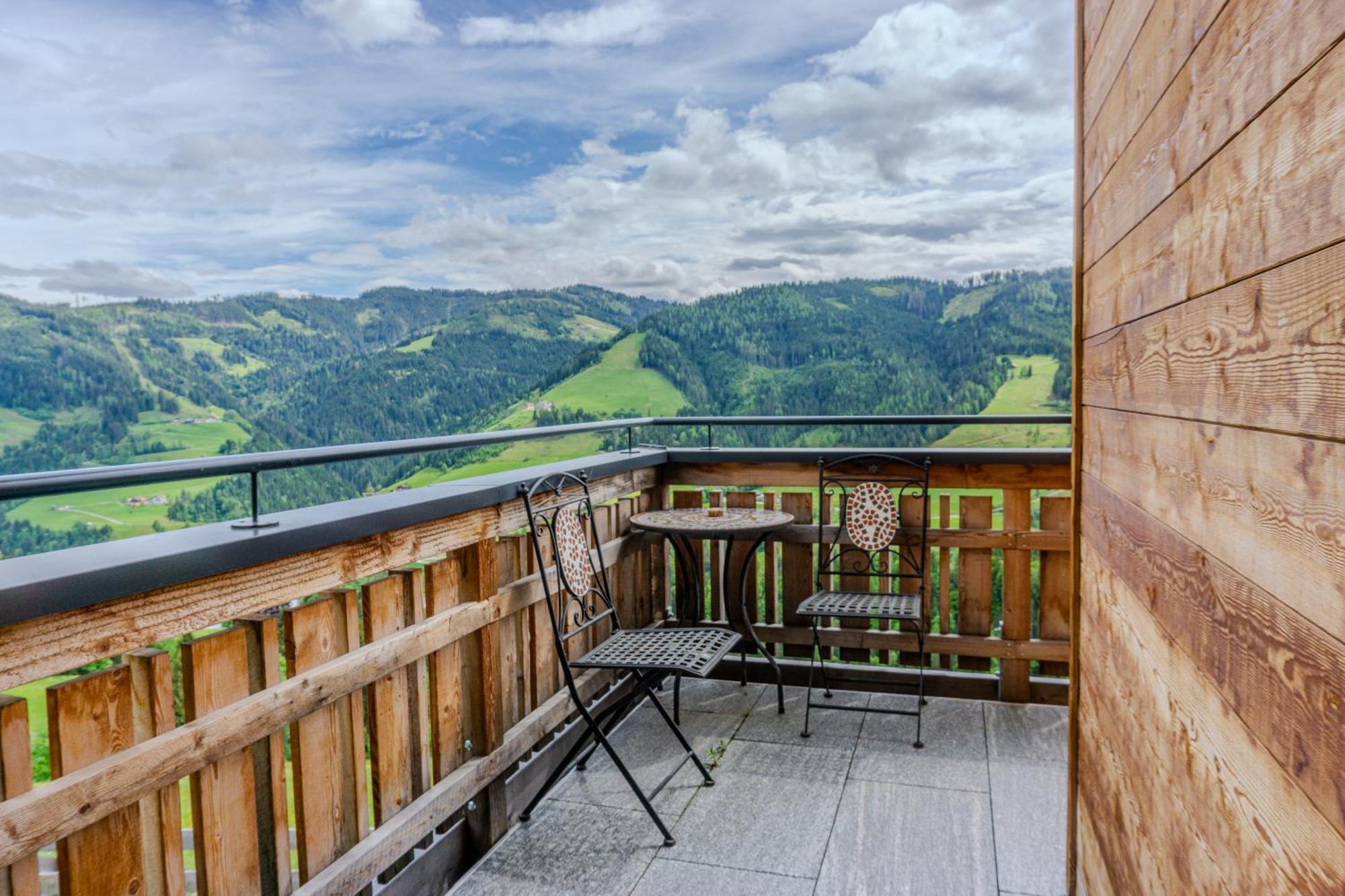 Gut Stein Panoramalodge Muhlbach Am Hochkonig Exterior photo